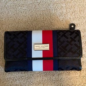 Tommy Hilfiger wallet